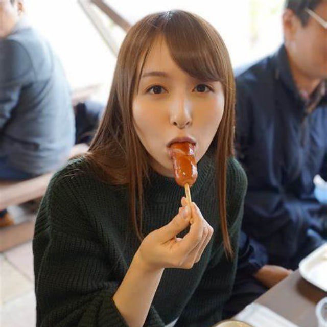 亚洲黄毛片メイリン モデルコレクション メ一区恋高清在线观看
